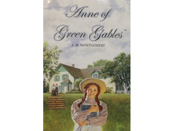 Anne of Green Gables Book - soft cover